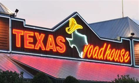 It all began on February 17, 1993, when Kent Taylor opened the first Texas Roadhouse in Clarksville, Indiana. . Texas roadhousehours